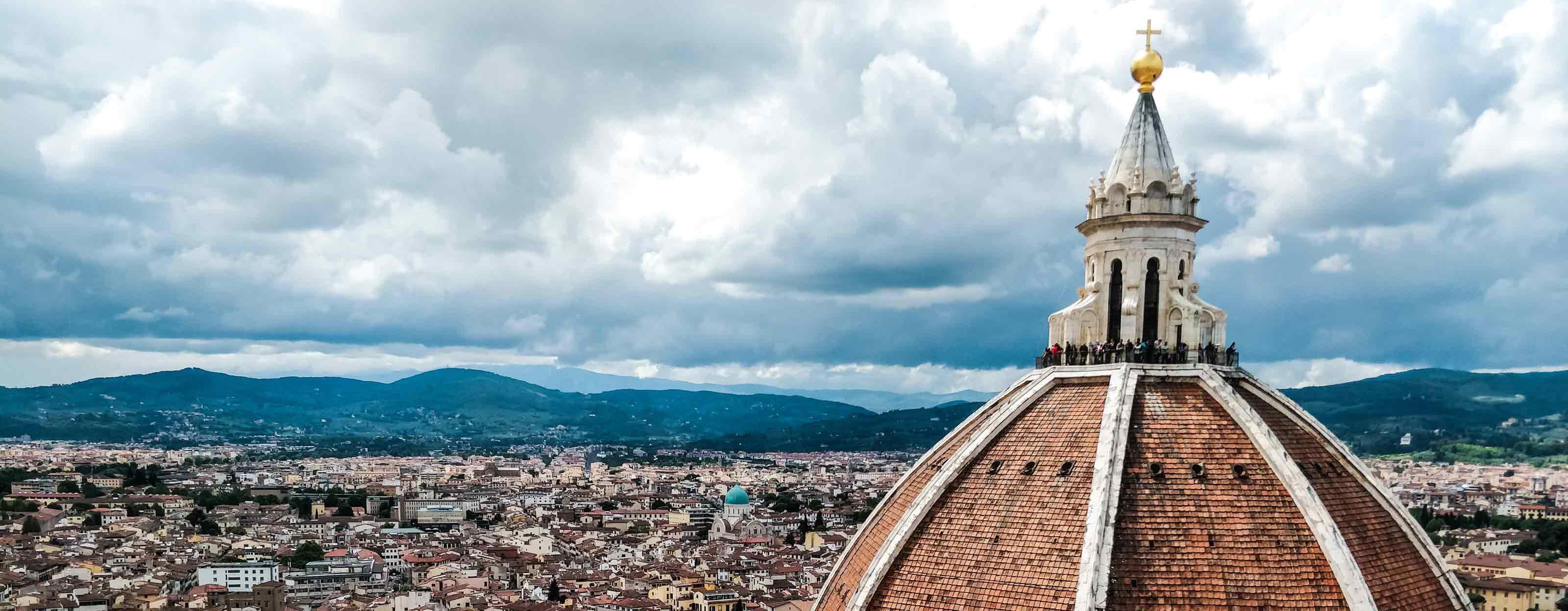 A view of 佛罗伦萨, Italy from the Duomo